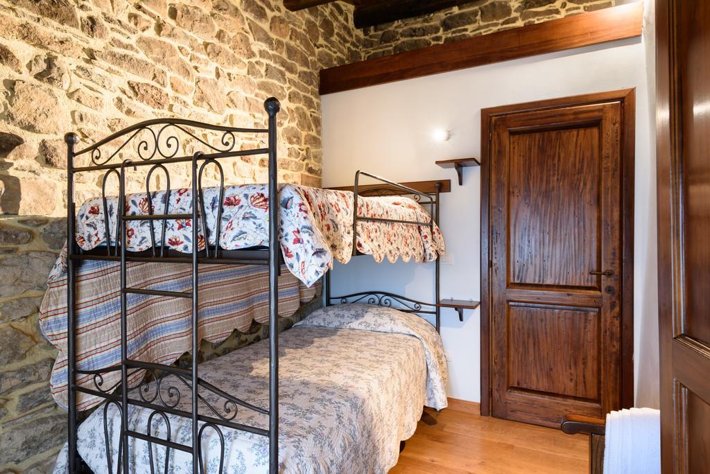 Il Borgo Dei Corsi - Charming Holiday Apartments 오르티냐노 라기올로 외부 사진